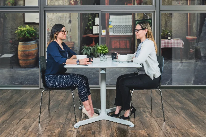 32" Pneumatic Height Adjustable Square Café Table